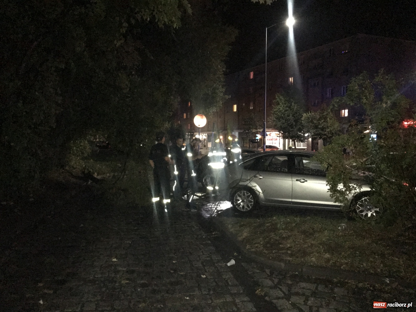 Zdjęcie w galerii na portalu naszraciborz.pl: Burza nad Raciborzem i powiatem [FOTO]  wiadomości z regionu