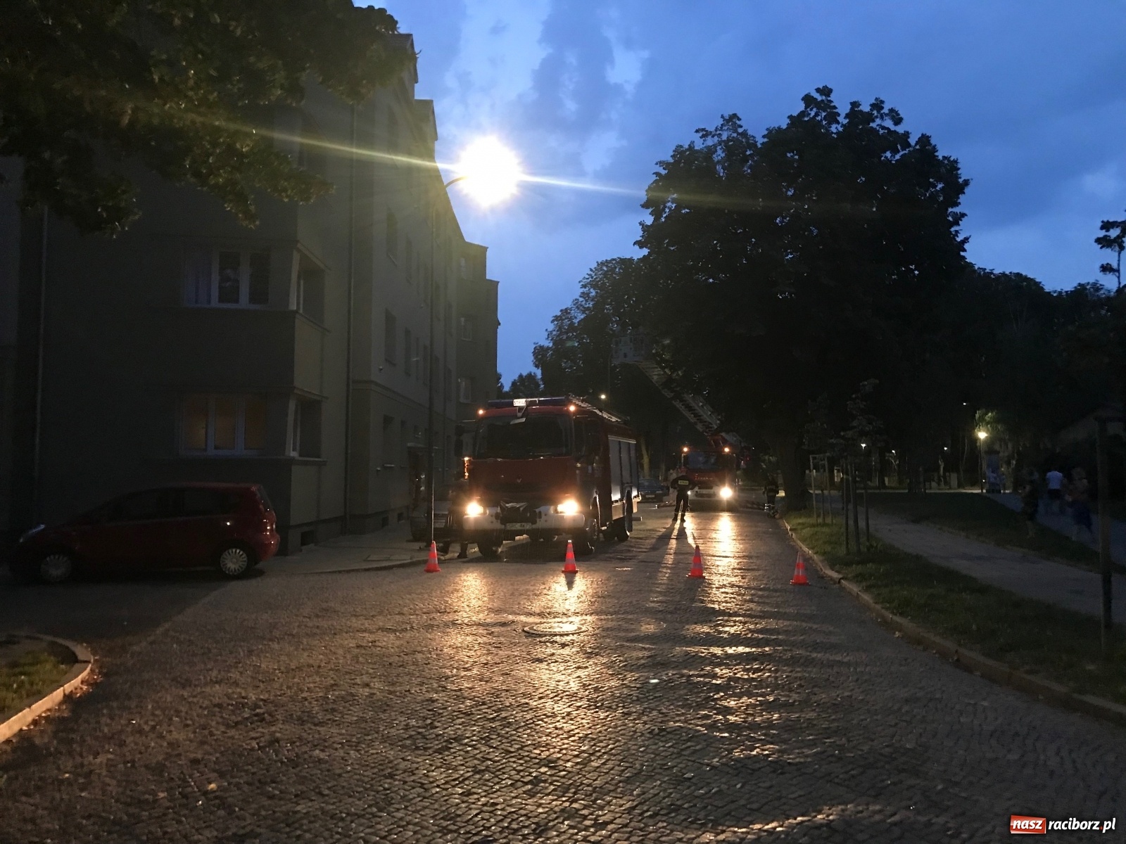 Zdjęcie w galerii na portalu naszraciborz.pl: Burza nad Raciborzem i powiatem [FOTO]  wiadomości z regionu