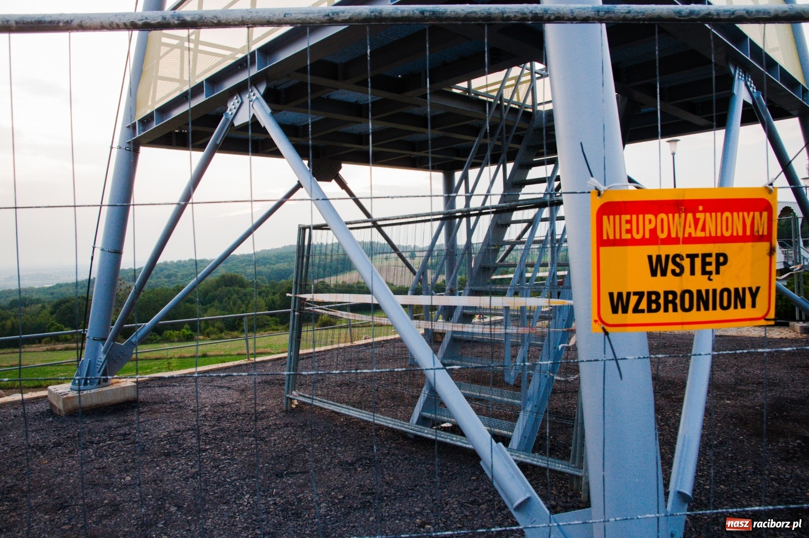 Zdjęcie w galerii na portalu naszraciborz.pl: Wieża widokowa w Pogrzebieniu już gotowa [FOTO]  wiadomości z regionu