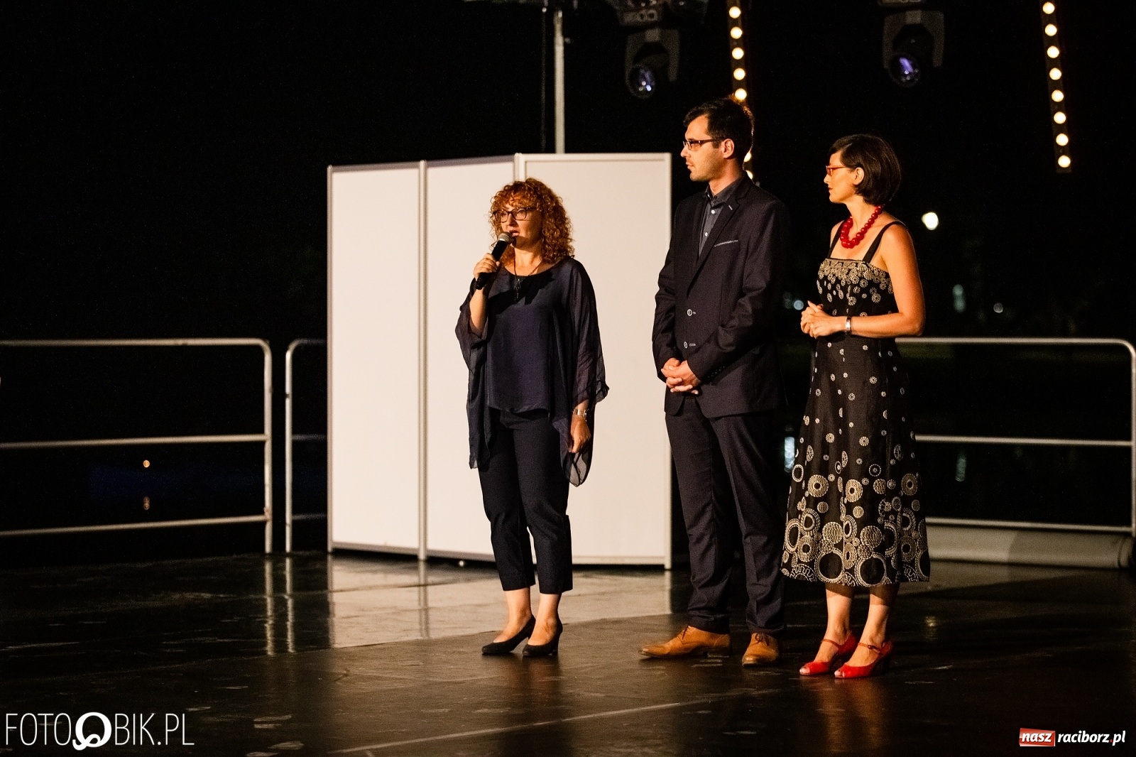 Zdjęcie w galerii na portalu naszraciborz.pl: Zaklęty łabędź zdobył Racibórz [FOTO]  wiadomości z regionu