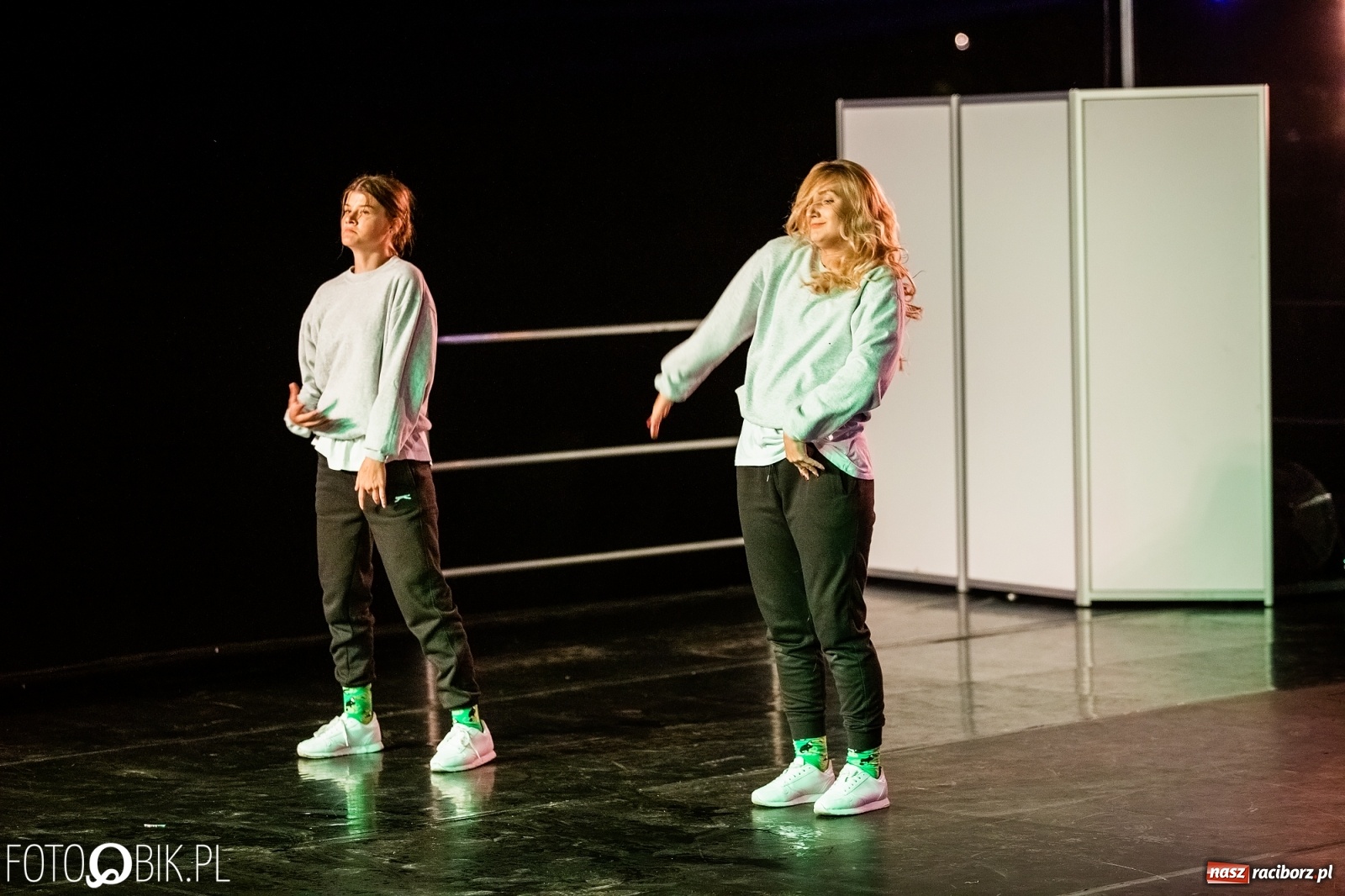 Zdjęcie w galerii na portalu naszraciborz.pl: Zaklęty łabędź zdobył Racibórz [FOTO]  wiadomości z regionu