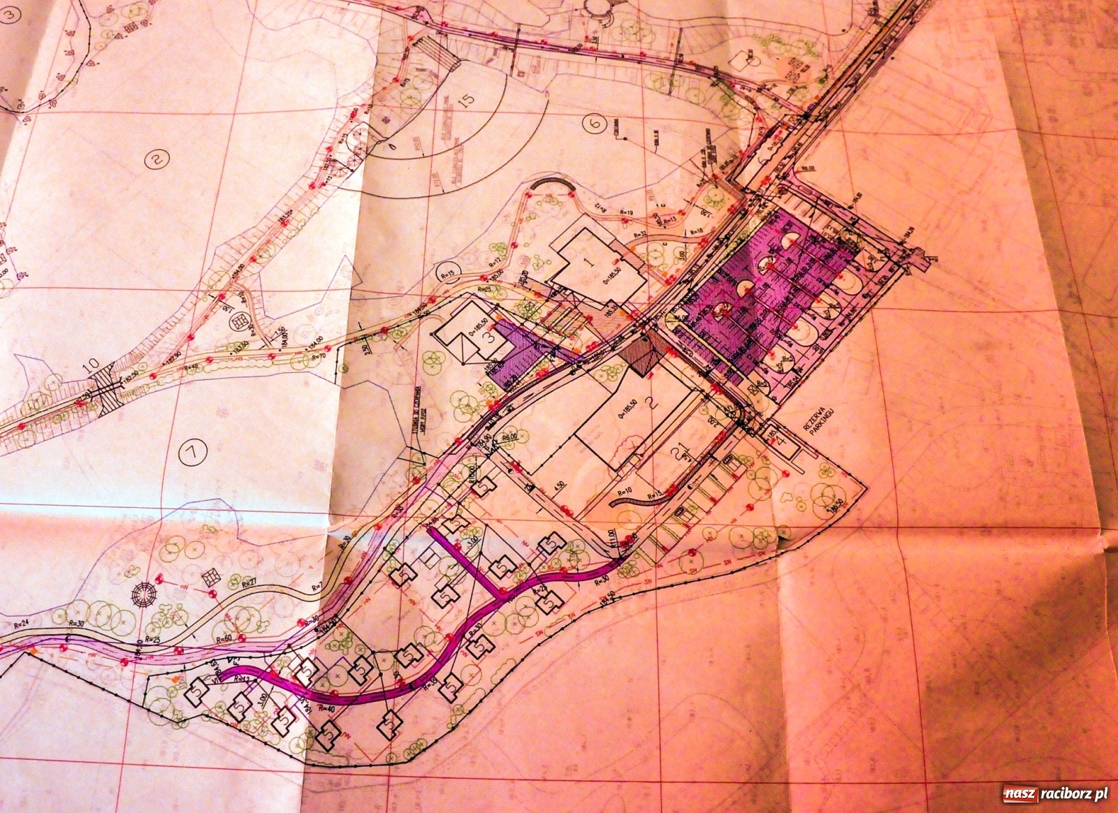 Zdjęcie w galerii na portalu naszraciborz.pl: Sen o Acapulco. Śmiałe wizje utopione w śmieciach i betonie [FOTO]  wiadomości z regionu