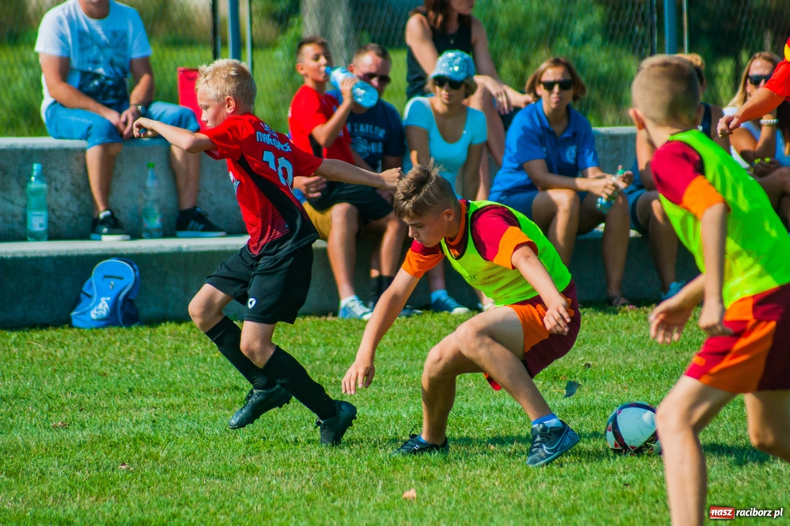 Zdjęcie w galerii na portalu naszraciborz.pl: Piłkarskie zmagania Kids Challenge 2019 w Zawadzie Książęcej [FOTO i WIDEO] wiadomości z regionu