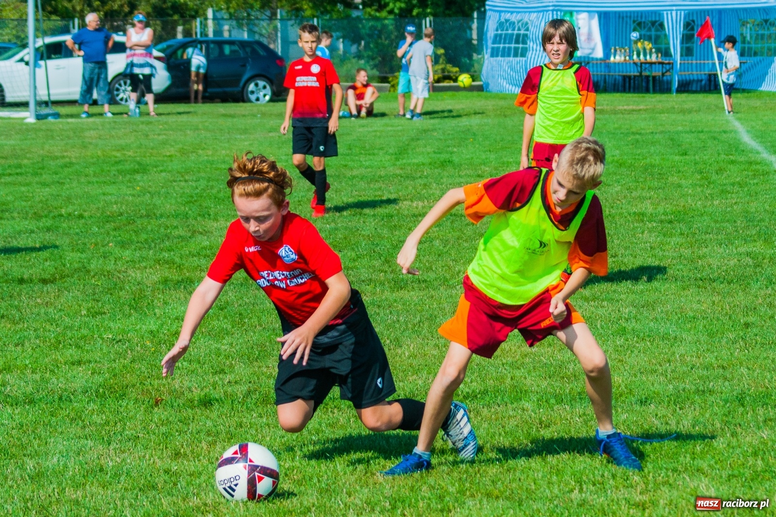 Zdjęcie w galerii na portalu naszraciborz.pl: Piłkarskie zmagania Kids Challenge 2019 w Zawadzie Książęcej [FOTO i WIDEO] wiadomości z regionu