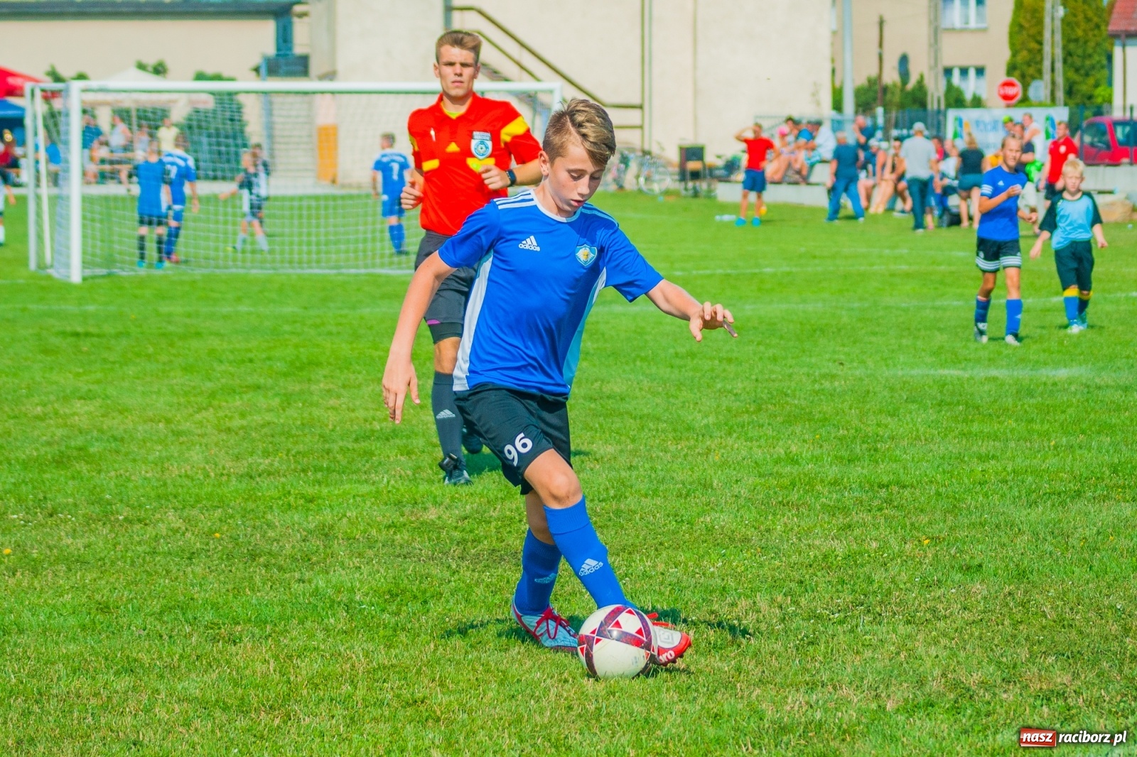 Zdjęcie w galerii na portalu naszraciborz.pl: Piłkarskie zmagania Kids Challenge 2019 w Zawadzie Książęcej [FOTO i WIDEO] wiadomości z regionu
