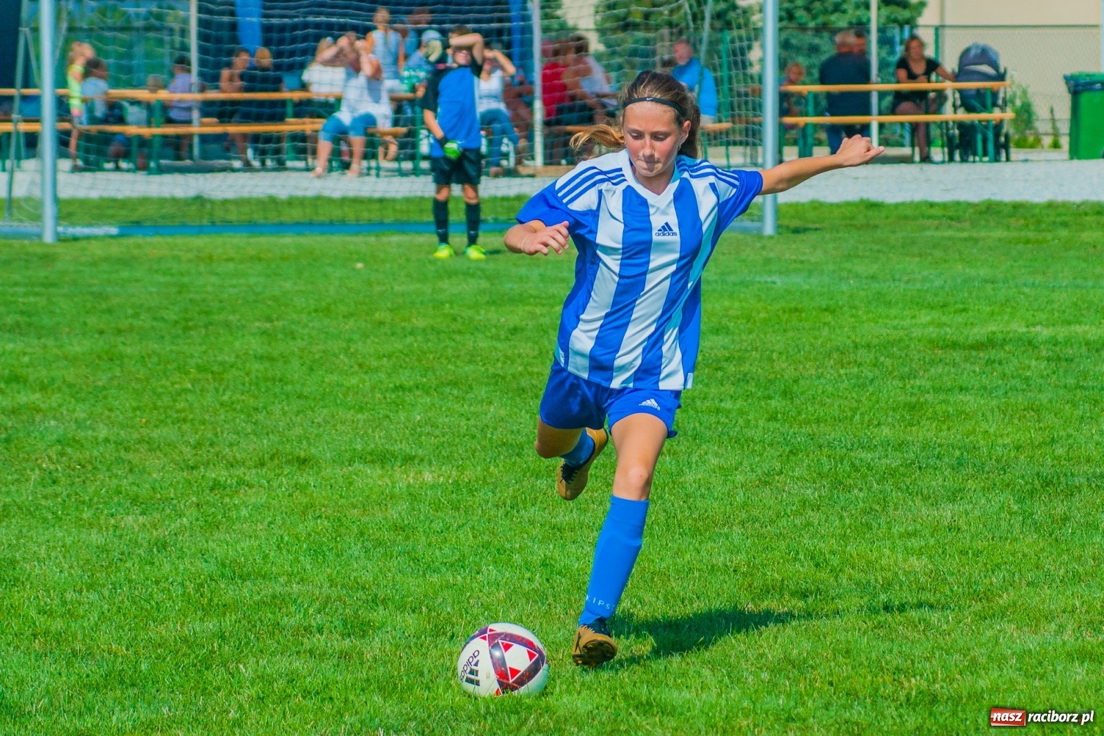 Zdjęcie w galerii na portalu naszraciborz.pl: Piłkarskie zmagania Kids Challenge 2019 w Zawadzie Książęcej [FOTO i WIDEO] wiadomości z regionu