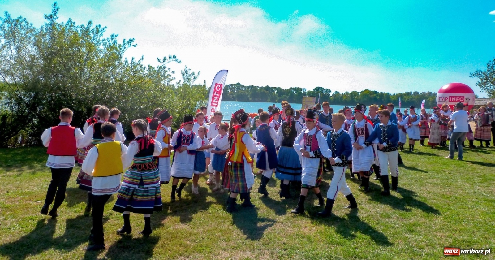 Zdjęcie w galerii na portalu naszraciborz.pl: Mazurskie figle. Strzecha laureatem!  wiadomości z regionu