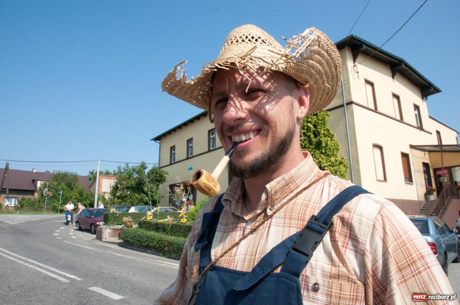 Zdjęcie w galerii na portalu naszraciborz.pl: Dożynki w Krowiarkach z Dionizosem i jego świtą [FOTO i WIDEO]  wiadomości z regionu