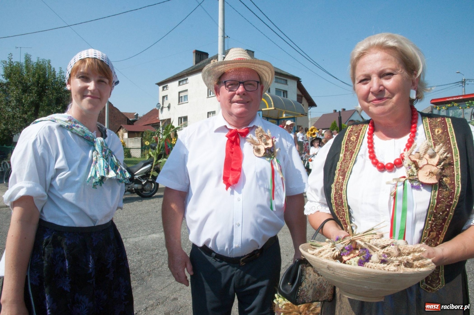 Zdjęcie w galerii na portalu naszraciborz.pl: Dożynki w Krowiarkach z Dionizosem i jego świtą [FOTO i WIDEO]  wiadomości z regionu