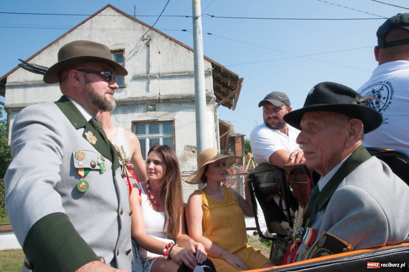 Zdjęcie w galerii na portalu naszraciborz.pl: Dożynki w Krowiarkach z Dionizosem i jego świtą [FOTO i WIDEO]  wiadomości z regionu
