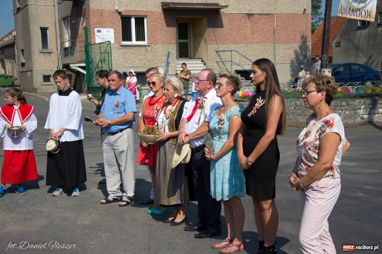 Zdjęcie w galerii na portalu naszraciborz.pl: Dożynki w Krowiarkach z Dionizosem i jego świtą [FOTO i WIDEO]  wiadomości z regionu