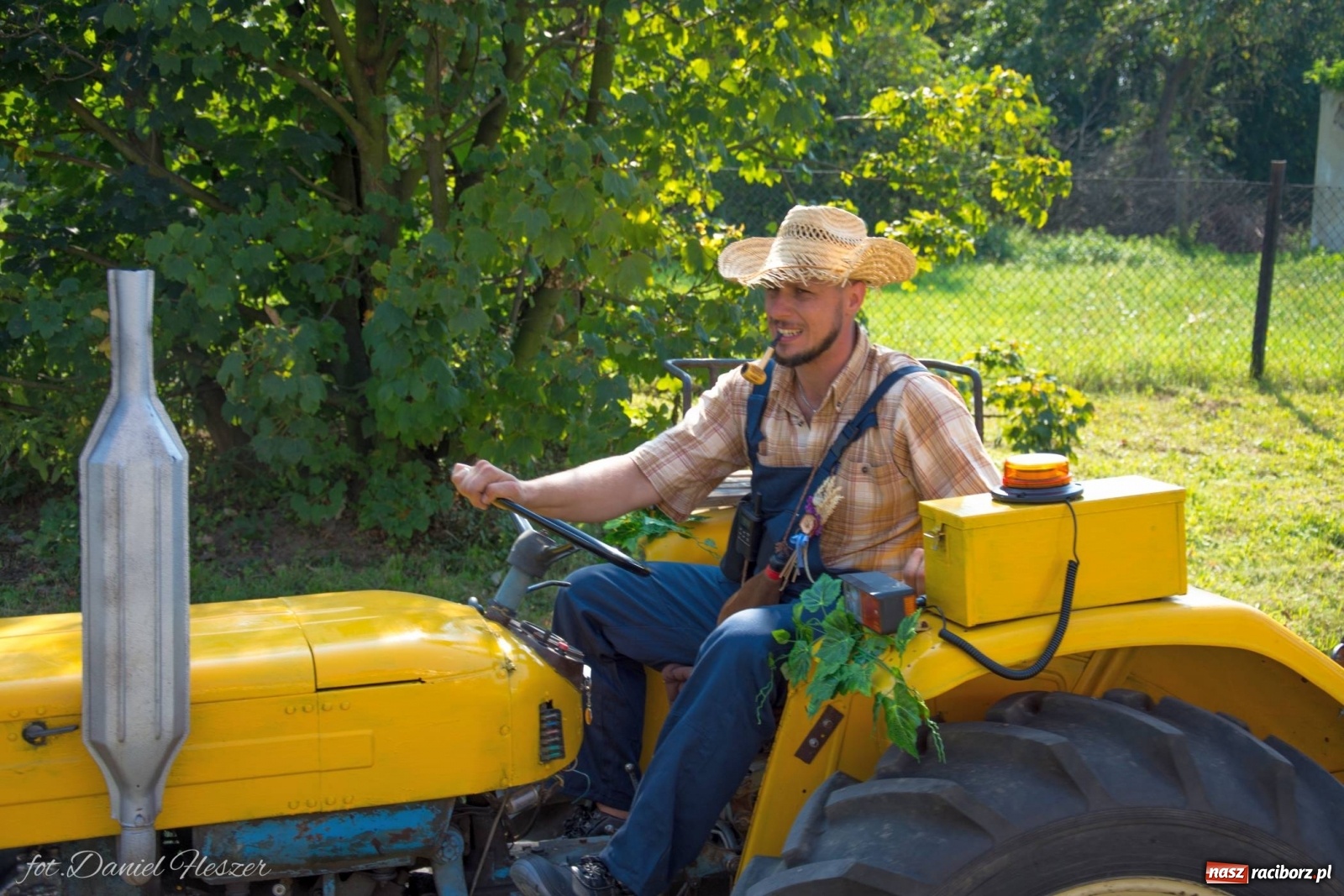 Zdjęcie w galerii na portalu naszraciborz.pl: Dożynki w Krowiarkach z Dionizosem i jego świtą [FOTO i WIDEO]  wiadomości z regionu