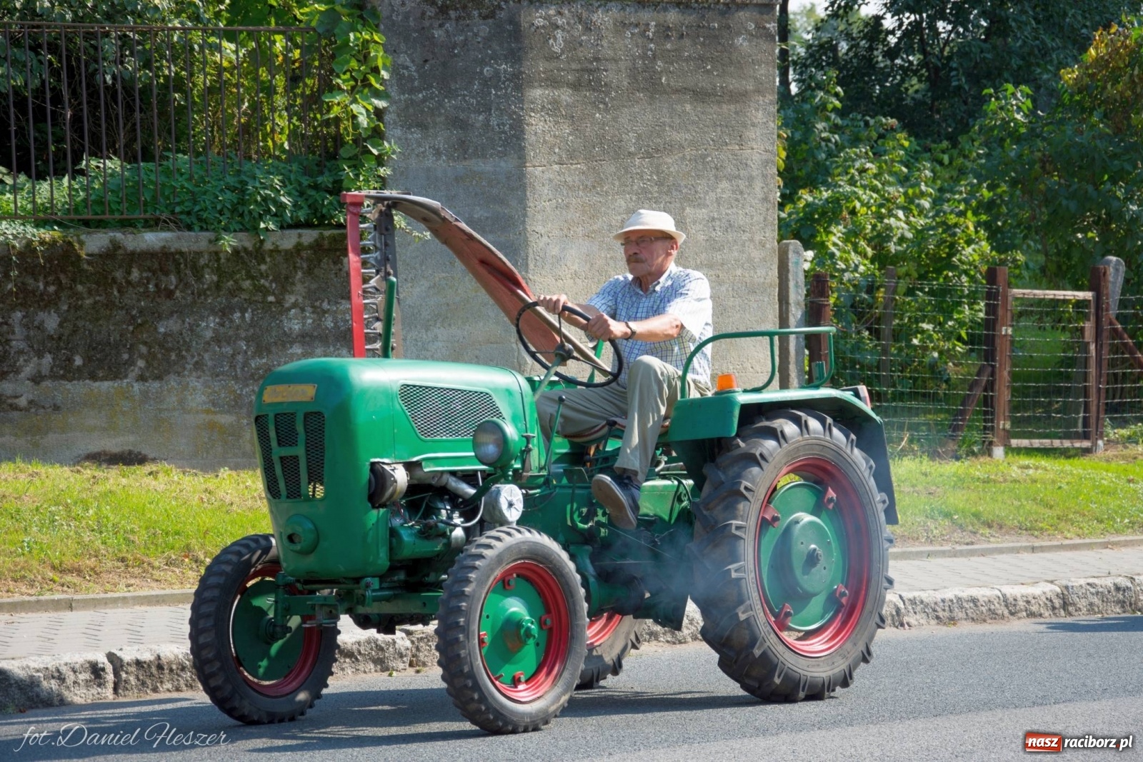 Zdjęcie w galerii na portalu naszraciborz.pl: Dożynki w Krowiarkach z Dionizosem i jego świtą [FOTO i WIDEO]  wiadomości z regionu