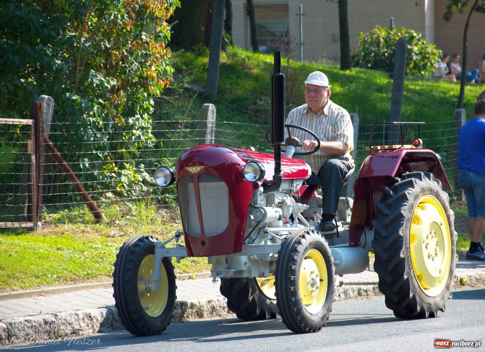 Zdjęcie w galerii na portalu naszraciborz.pl: Dożynki w Krowiarkach z Dionizosem i jego świtą [FOTO i WIDEO]  wiadomości z regionu
