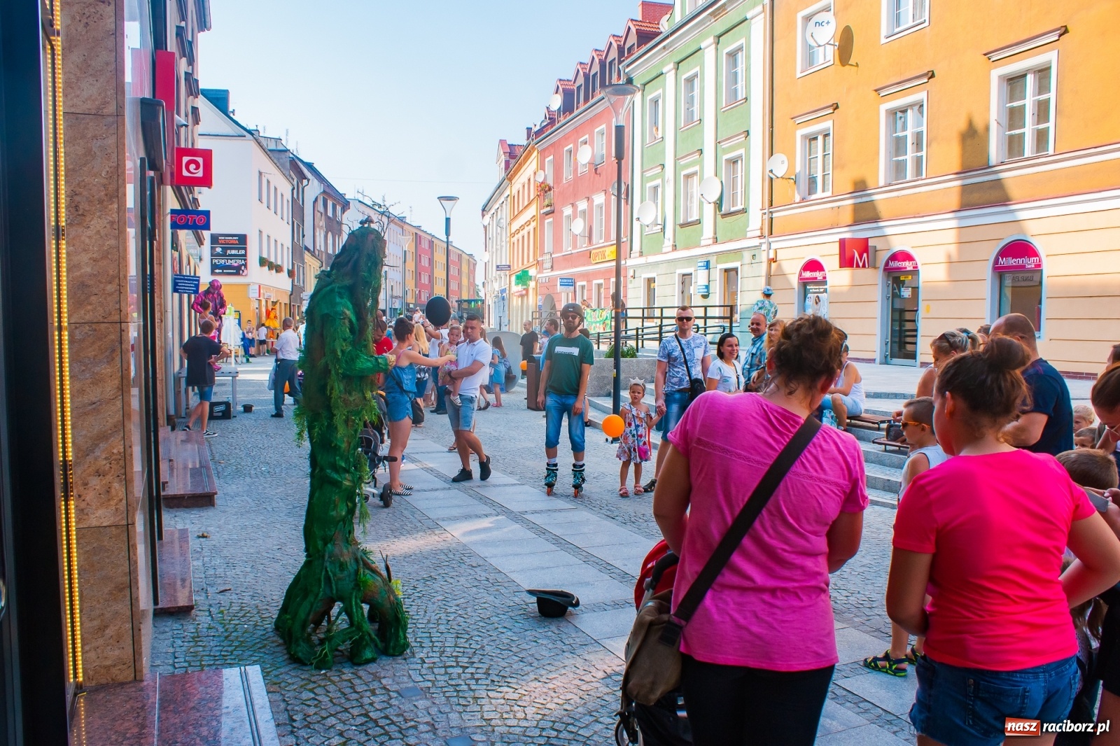Zdjęcie w galerii na portalu naszraciborz.pl: FRU 2019 ruszyło. Długa tętni życiem [FOTO i WIDEO]  wiadomości z regionu