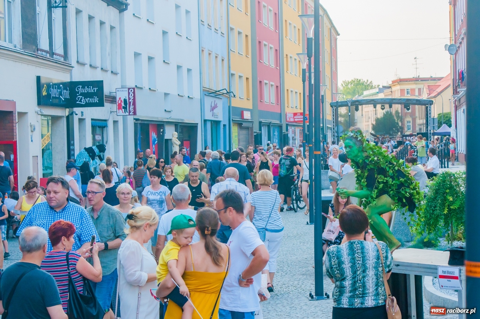 Zdjęcie w galerii na portalu naszraciborz.pl: FRU 2019 ruszyło. Długa tętni życiem [FOTO i WIDEO]  wiadomości z regionu