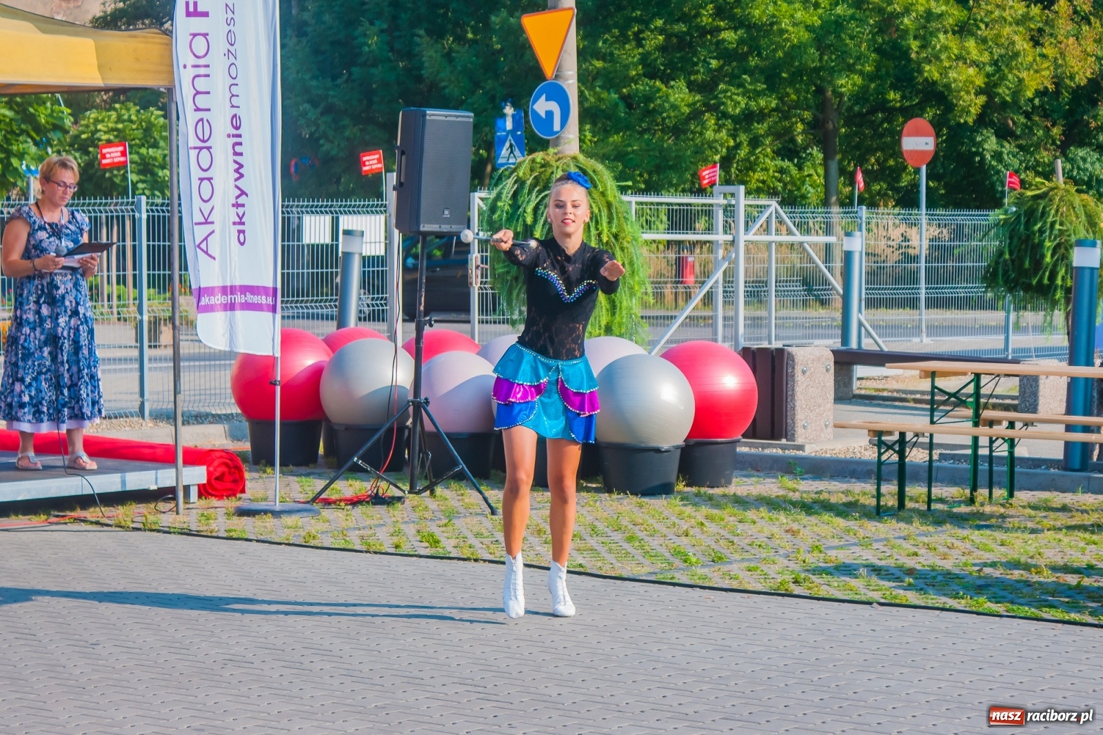 Zdjęcie w galerii na portalu naszraciborz.pl: Charytatywna rozgrzewka przed półmaratonem, czyli V Fitness dla Zdrowia [FOTO i WIDEO] wiadomości z regionu