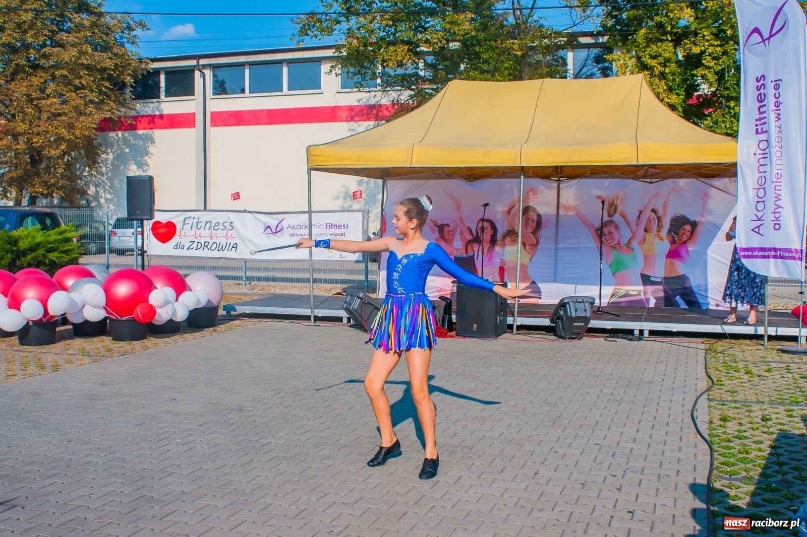 Zdjęcie w galerii na portalu naszraciborz.pl: Charytatywna rozgrzewka przed półmaratonem, czyli V Fitness dla Zdrowia [FOTO i WIDEO] wiadomości z regionu