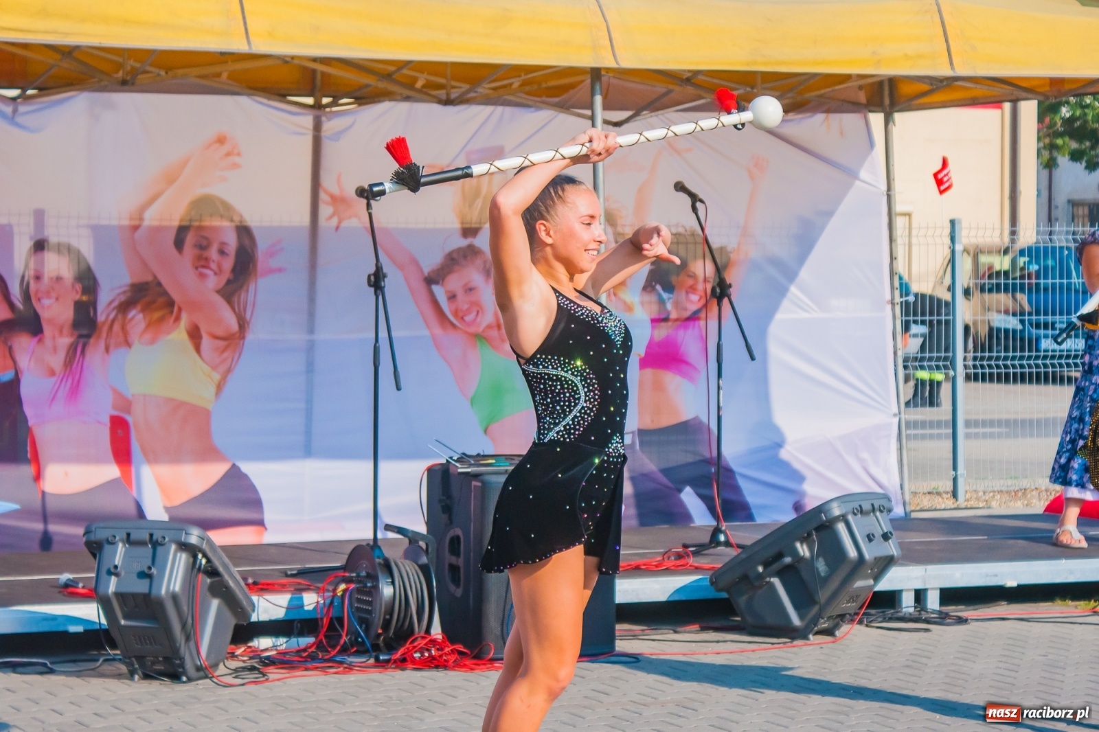 Zdjęcie w galerii na portalu naszraciborz.pl: Charytatywna rozgrzewka przed półmaratonem, czyli V Fitness dla Zdrowia [FOTO i WIDEO] wiadomości z regionu