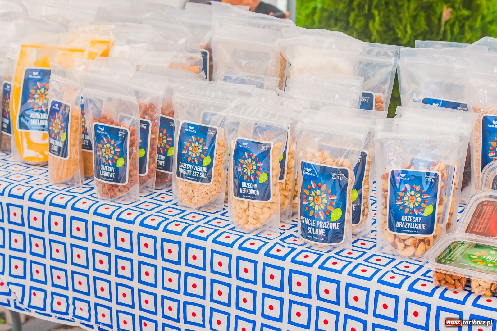 Zdjęcie w galerii na portalu naszraciborz.pl: Charytatywna rozgrzewka przed półmaratonem, czyli V Fitness dla Zdrowia [FOTO i WIDEO] wiadomości z regionu