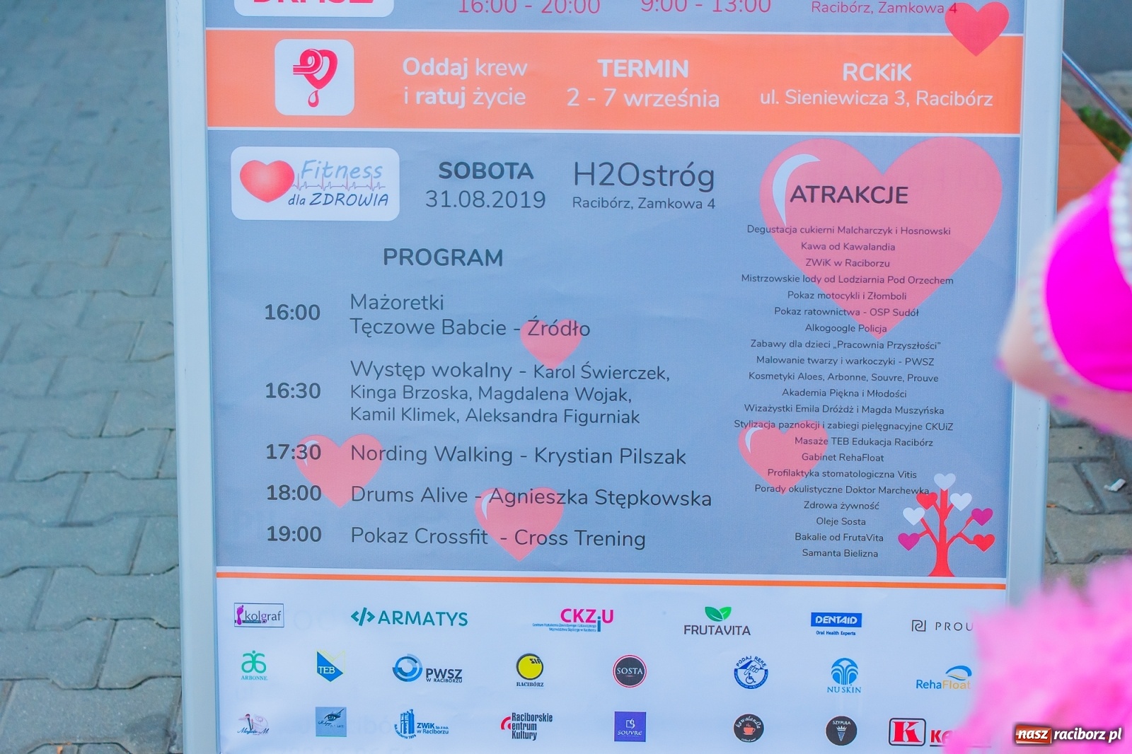 Zdjęcie w galerii na portalu naszraciborz.pl: Charytatywna rozgrzewka przed półmaratonem, czyli V Fitness dla Zdrowia [FOTO i WIDEO] wiadomości z regionu