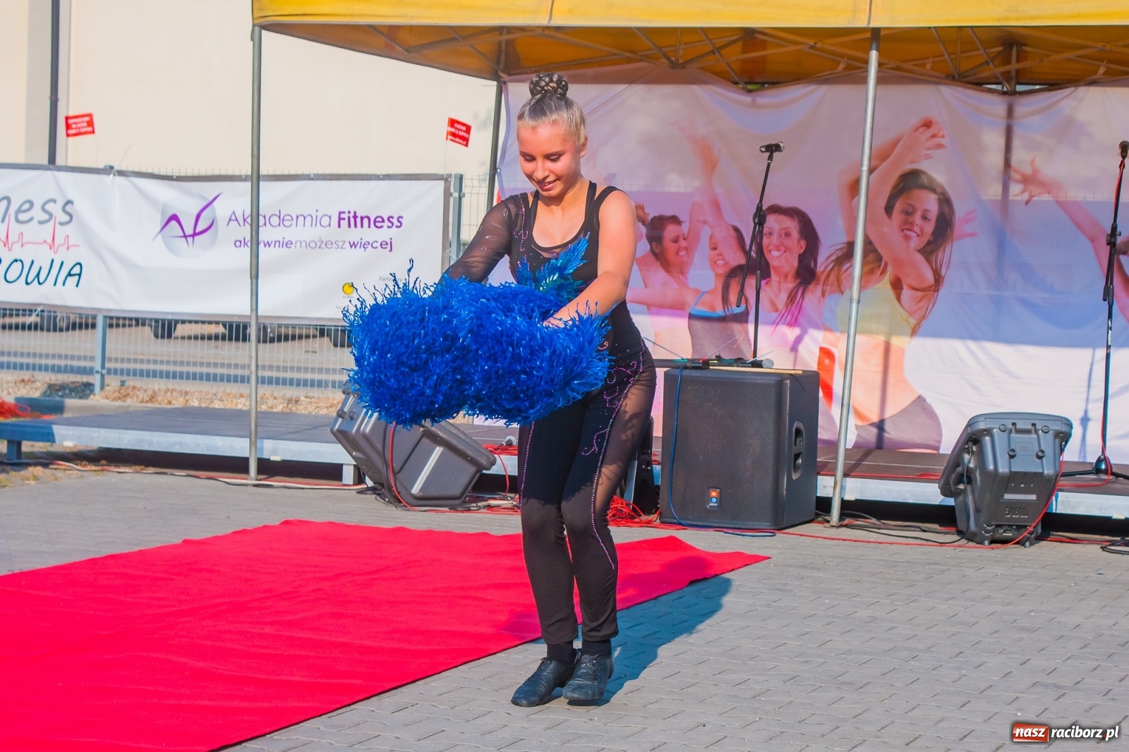 Zdjęcie w galerii na portalu naszraciborz.pl: Charytatywna rozgrzewka przed półmaratonem, czyli V Fitness dla Zdrowia [FOTO i WIDEO] wiadomości z regionu