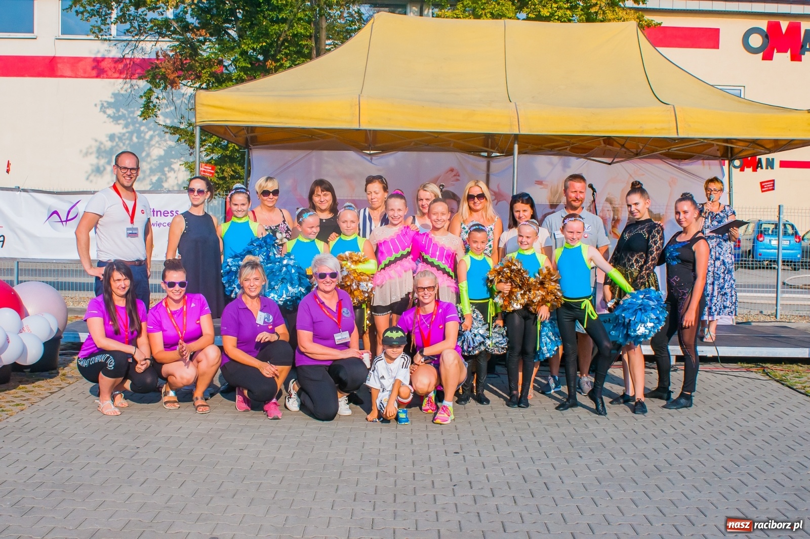 Zdjęcie w galerii na portalu naszraciborz.pl: Charytatywna rozgrzewka przed półmaratonem, czyli V Fitness dla Zdrowia [FOTO i WIDEO] wiadomości z regionu