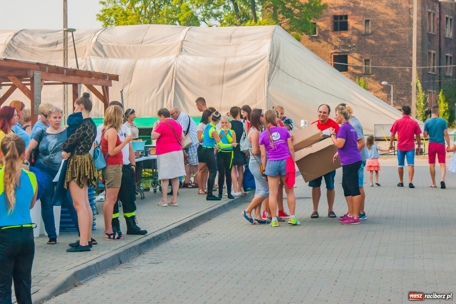 Zdjęcie w galerii na portalu naszraciborz.pl: Charytatywna rozgrzewka przed półmaratonem, czyli V Fitness dla Zdrowia [FOTO i WIDEO] wiadomości z regionu