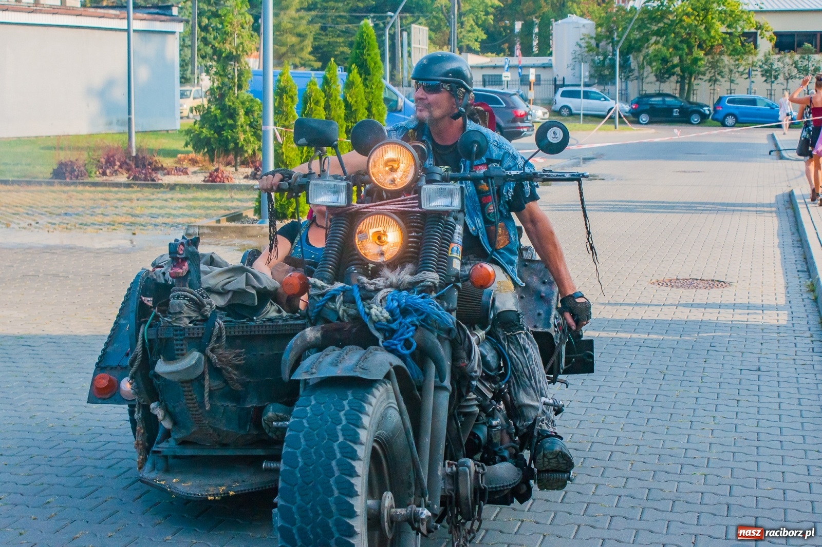 Zdjęcie w galerii na portalu naszraciborz.pl: Charytatywna rozgrzewka przed półmaratonem, czyli V Fitness dla Zdrowia [FOTO i WIDEO] wiadomości z regionu