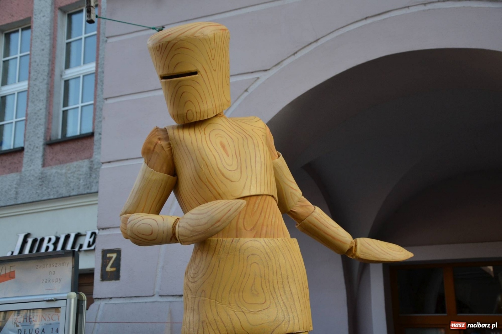 Zdjęcie w galerii na portalu naszraciborz.pl: The Light Parade na finał FRU 2019 [FOTO i WIDEO] wiadomości z regionu