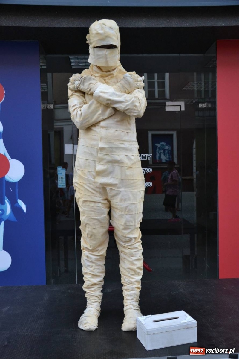 Zdjęcie w galerii na portalu naszraciborz.pl: The Light Parade na finał FRU 2019 [FOTO i WIDEO] wiadomości z regionu