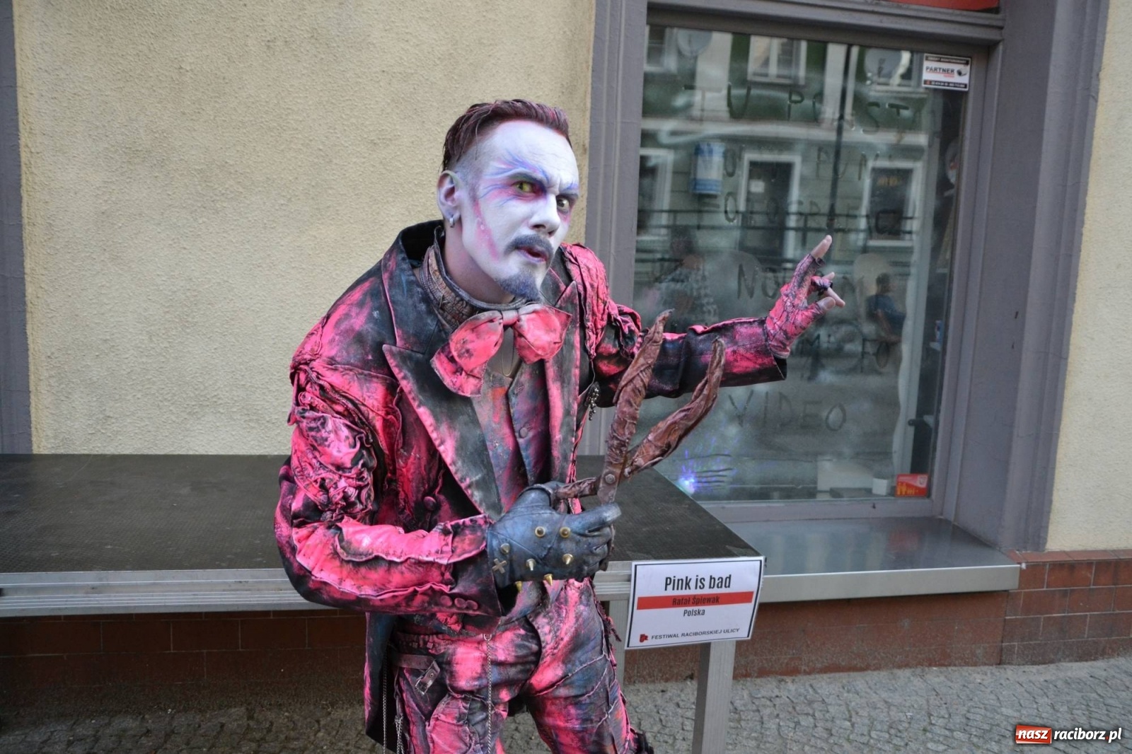 Zdjęcie w galerii na portalu naszraciborz.pl: The Light Parade na finał FRU 2019 [FOTO i WIDEO] wiadomości z regionu