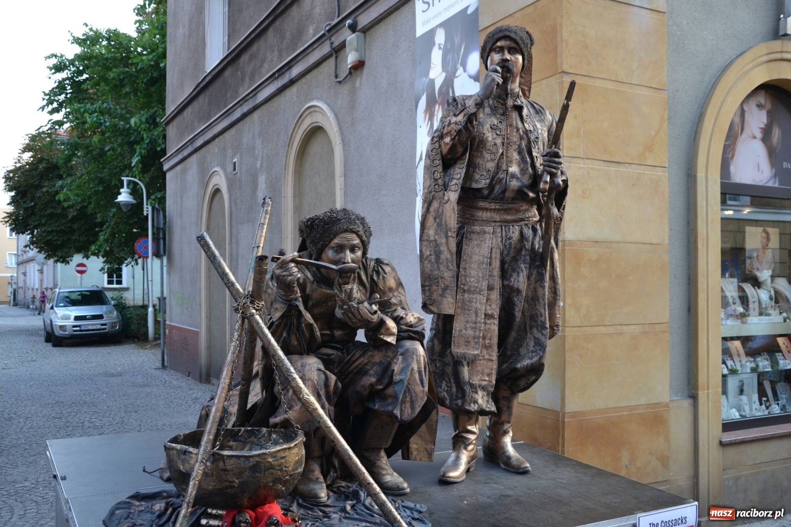 Zdjęcie w galerii na portalu naszraciborz.pl: The Light Parade na finał FRU 2019 [FOTO i WIDEO] wiadomości z regionu