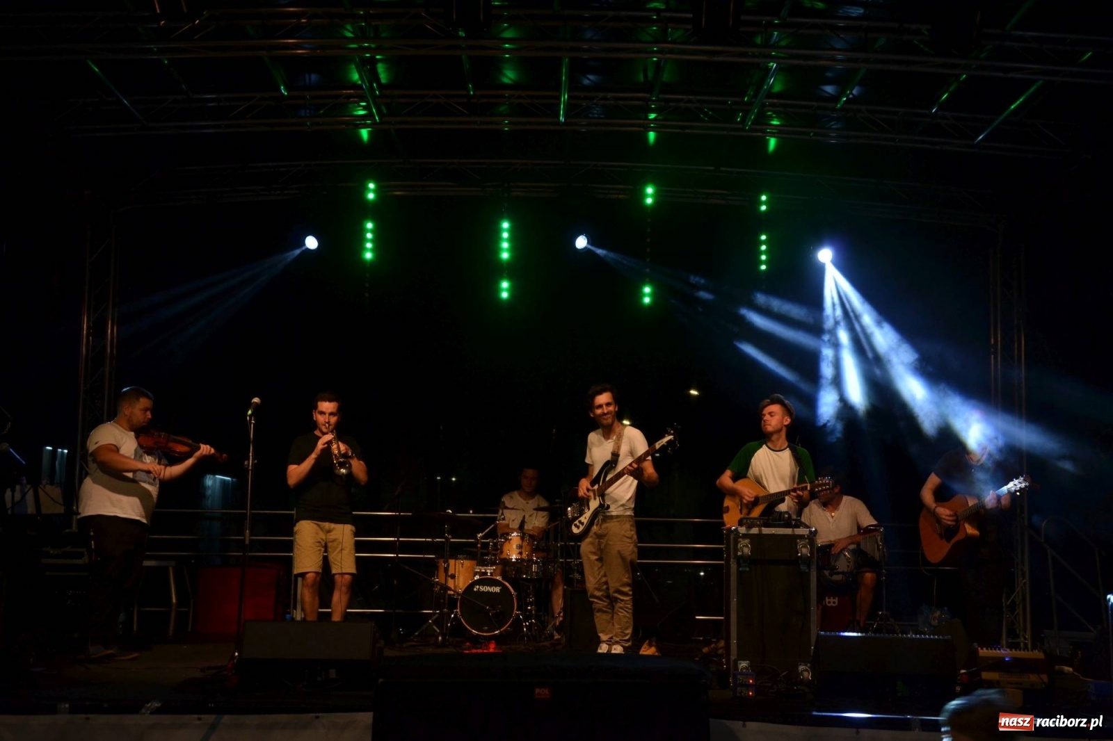 Zdjęcie w galerii na portalu naszraciborz.pl: The Light Parade na finał FRU 2019 [FOTO i WIDEO] wiadomości z regionu
