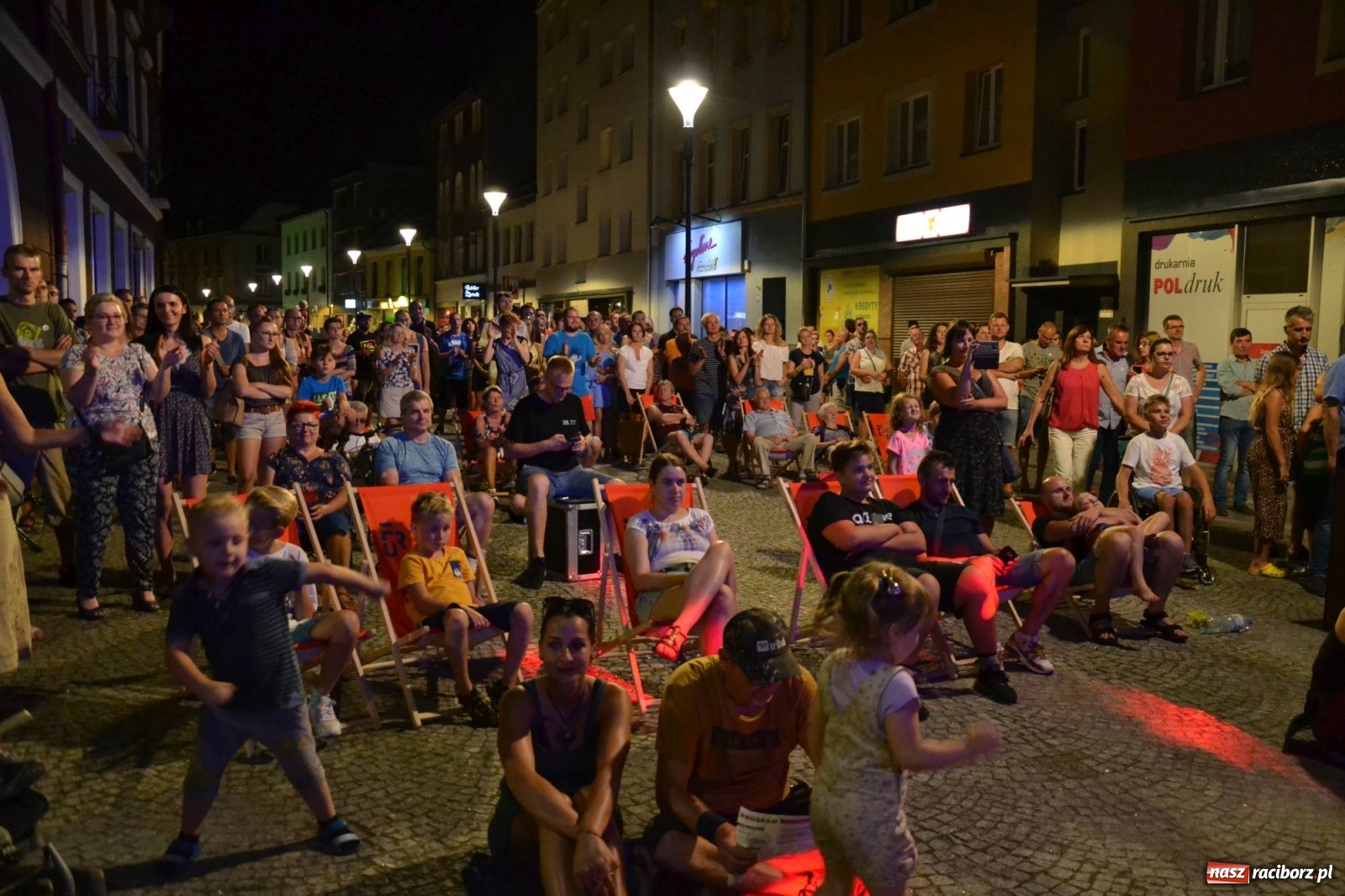 Zdjęcie w galerii na portalu naszraciborz.pl: The Light Parade na finał FRU 2019 [FOTO i WIDEO] wiadomości z regionu