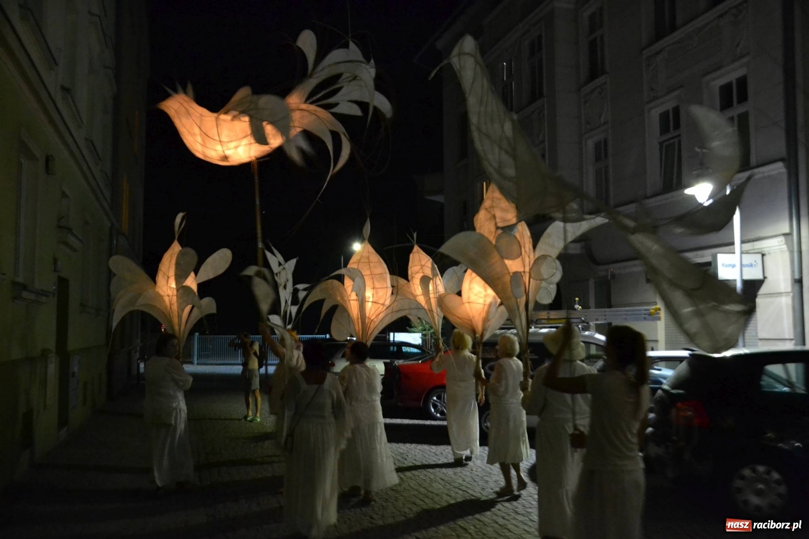 Zdjęcie w galerii na portalu naszraciborz.pl: The Light Parade na finał FRU 2019 [FOTO i WIDEO] wiadomości z regionu
