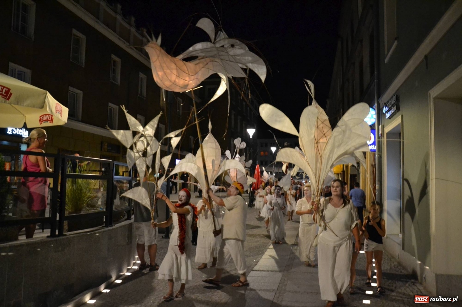 Zdjęcie w galerii na portalu naszraciborz.pl: The Light Parade na finał FRU 2019 [FOTO i WIDEO] wiadomości z regionu
