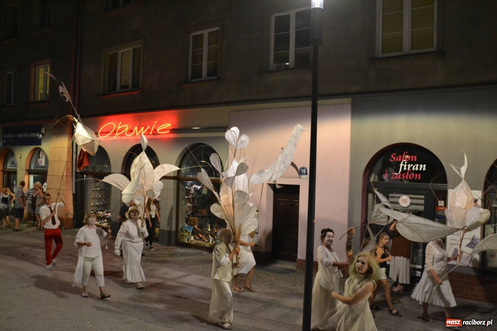 Zdjęcie w galerii na portalu naszraciborz.pl: The Light Parade na finał FRU 2019 [FOTO i WIDEO] wiadomości z regionu