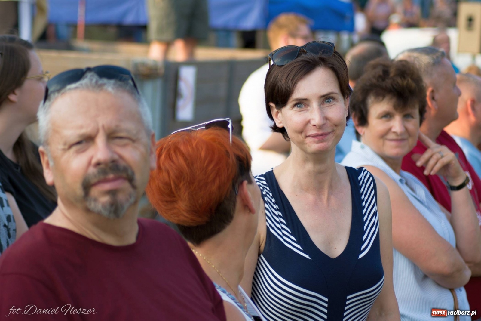 Zdjęcie w galerii na portalu naszraciborz.pl: Krowiarki 2019. Zmagania traktorów i dożynkowy korowód [FOTO z DRONA] wiadomości z regionu