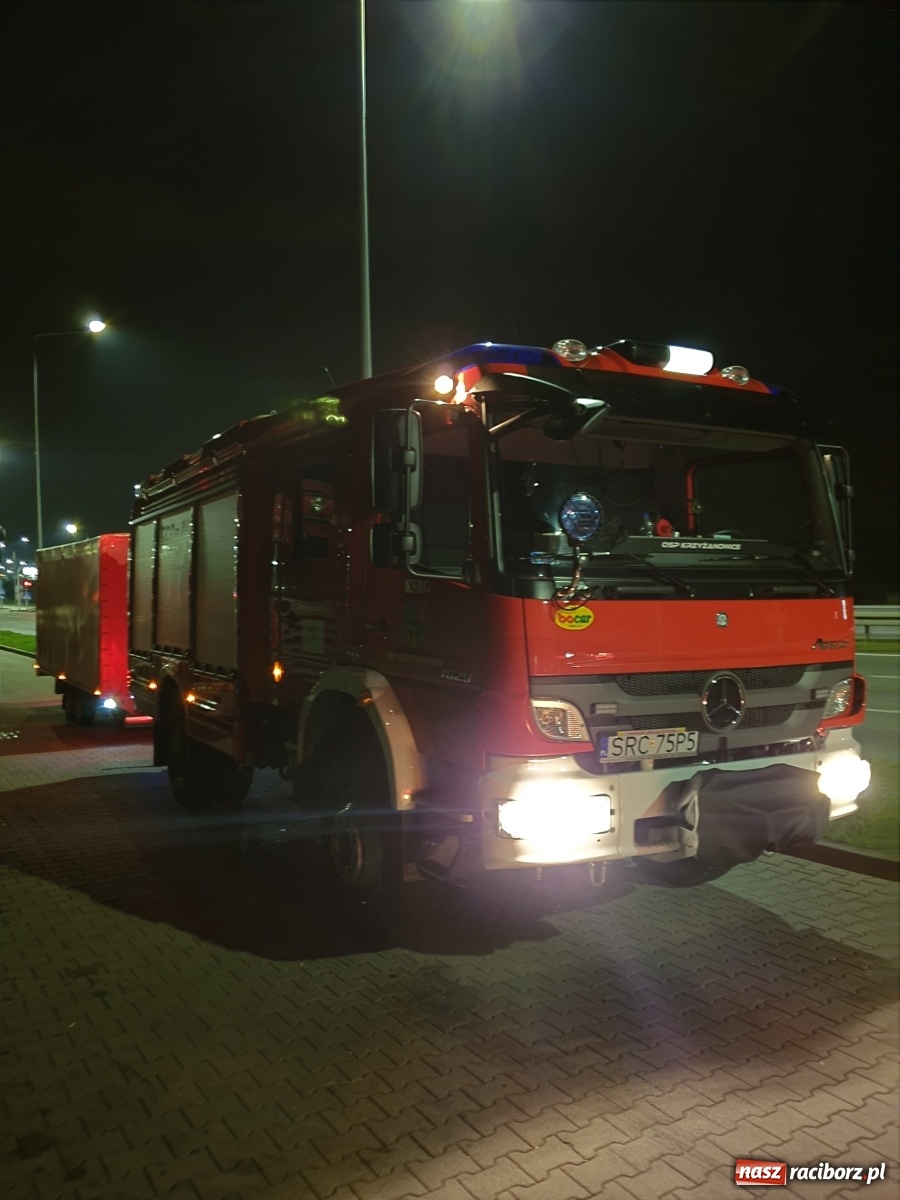 Zdjęcie w galerii na portalu naszraciborz.pl: Operacja Czajka. Raciborscy strażacy na odsiecz stolicy [FOTO i WIDEO] wiadomości z regionu