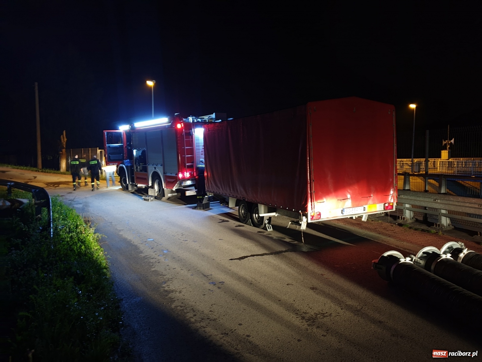 Zdjęcie w galerii na portalu naszraciborz.pl: Operacja Czajka. Raciborscy strażacy na odsiecz stolicy [FOTO i WIDEO] wiadomości z regionu