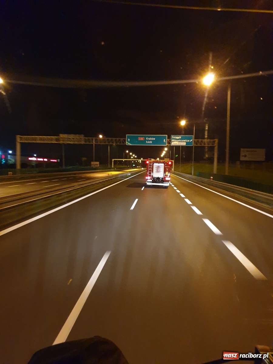 Zdjęcie w galerii na portalu naszraciborz.pl: Operacja Czajka. Raciborscy strażacy na odsiecz stolicy [FOTO i WIDEO] wiadomości z regionu