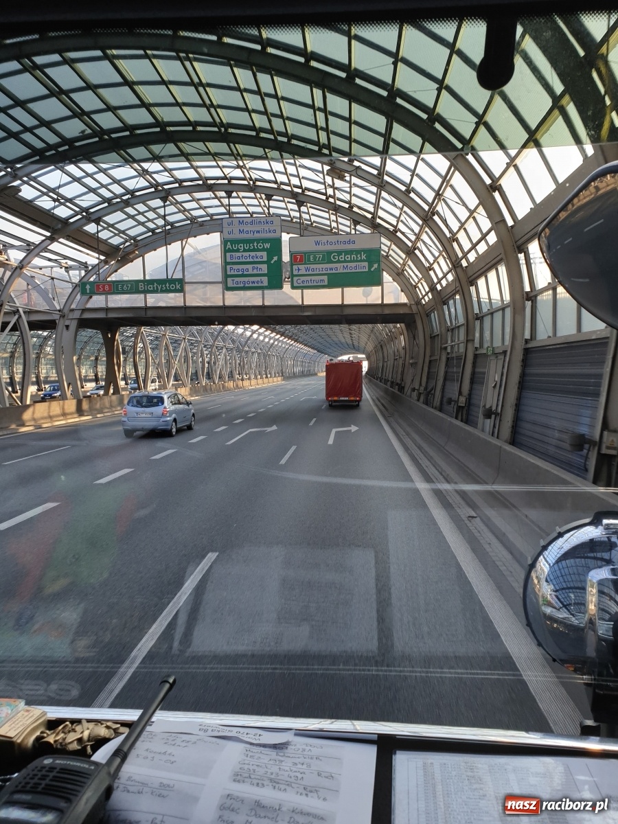 Zdjęcie w galerii na portalu naszraciborz.pl: Operacja Czajka. Raciborscy strażacy na odsiecz stolicy [FOTO i WIDEO] wiadomości z regionu