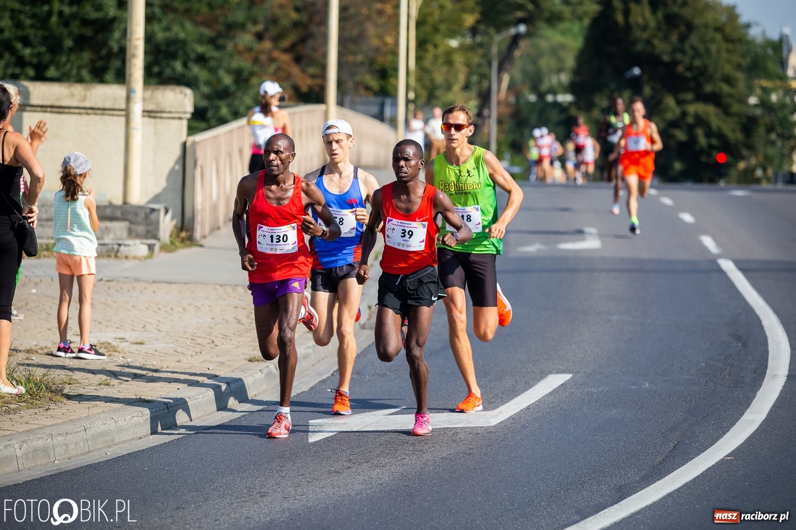 Zdjęcie w galerii na portalu naszraciborz.pl: Kenijczycy zdominowali Półmaraton Rafako [FOTO i WIDEO]  wiadomości z regionu