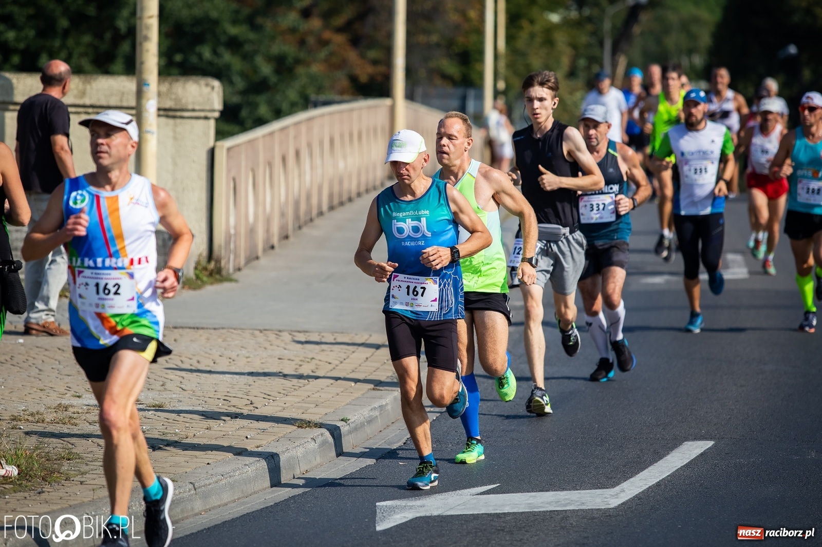 Zdjęcie w galerii na portalu naszraciborz.pl: Kenijczycy zdominowali Półmaraton Rafako [FOTO i WIDEO]  wiadomości z regionu