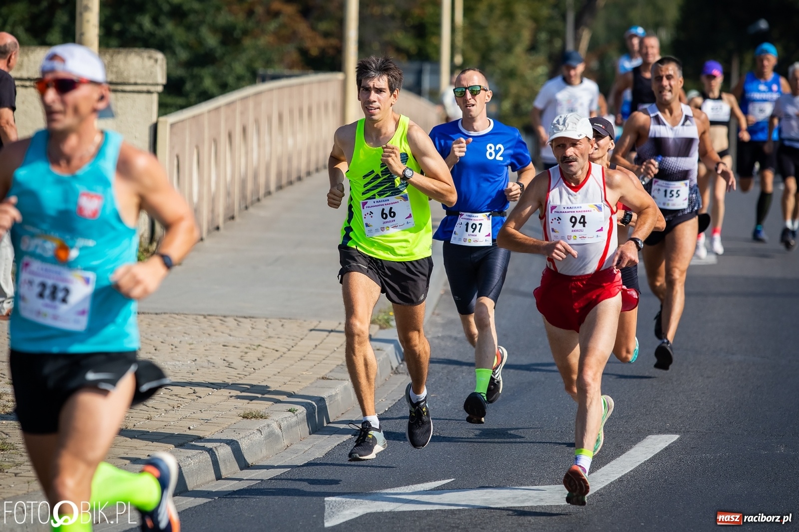 Zdjęcie w galerii na portalu naszraciborz.pl: Kenijczycy zdominowali Półmaraton Rafako [FOTO i WIDEO]  wiadomości z regionu