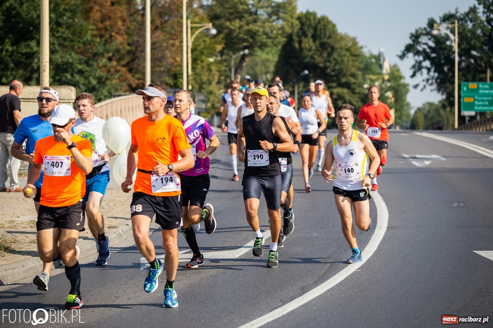 Zdjęcie w galerii na portalu naszraciborz.pl: Kenijczycy zdominowali Półmaraton Rafako [FOTO i WIDEO]  wiadomości z regionu