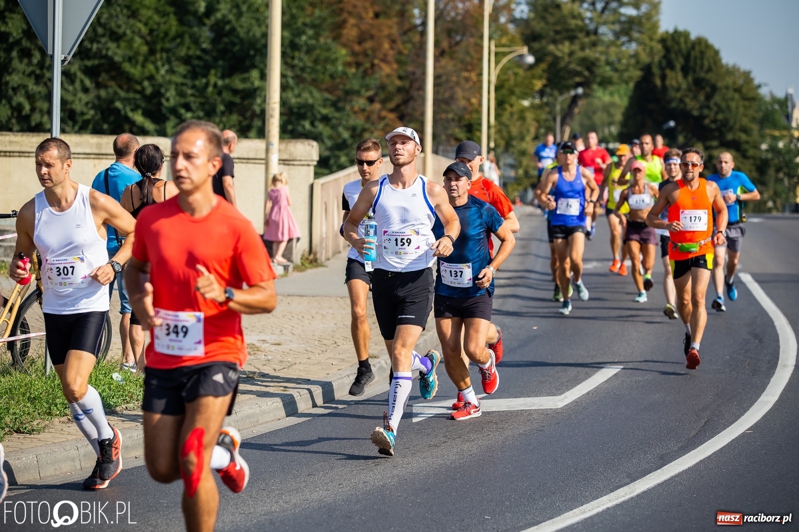 Zdjęcie w galerii na portalu naszraciborz.pl: Kenijczycy zdominowali Półmaraton Rafako [FOTO i WIDEO]  wiadomości z regionu