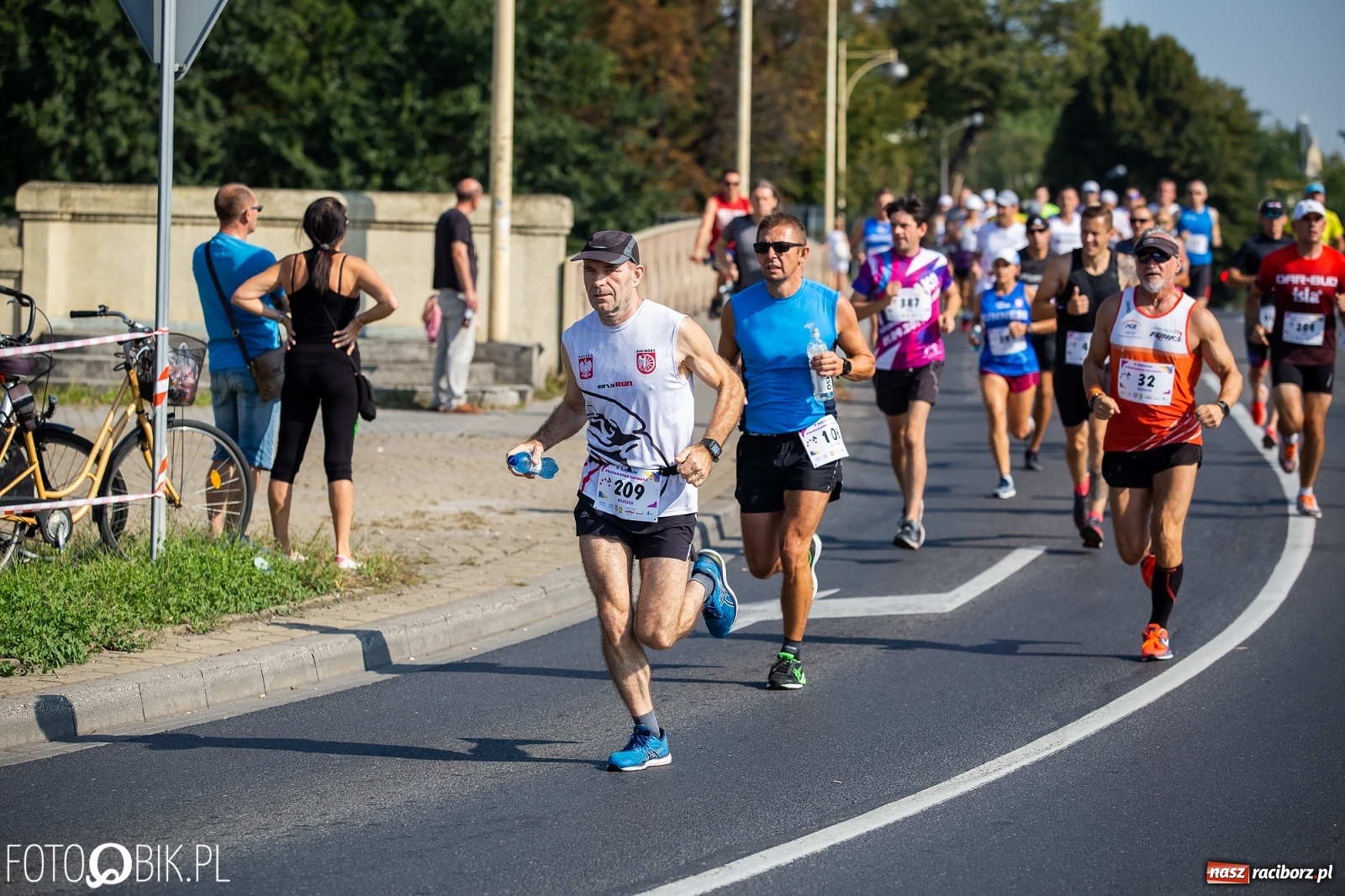 Zdjęcie w galerii na portalu naszraciborz.pl: Kenijczycy zdominowali Półmaraton Rafako [FOTO i WIDEO]  wiadomości z regionu