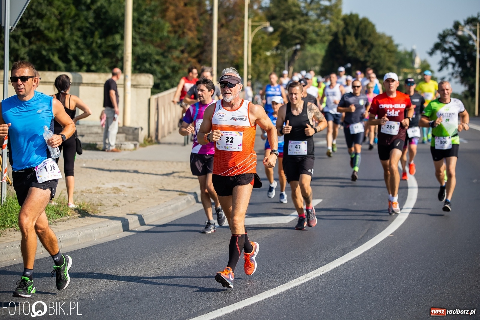 Zdjęcie w galerii na portalu naszraciborz.pl: Kenijczycy zdominowali Półmaraton Rafako [FOTO i WIDEO]  wiadomości z regionu
